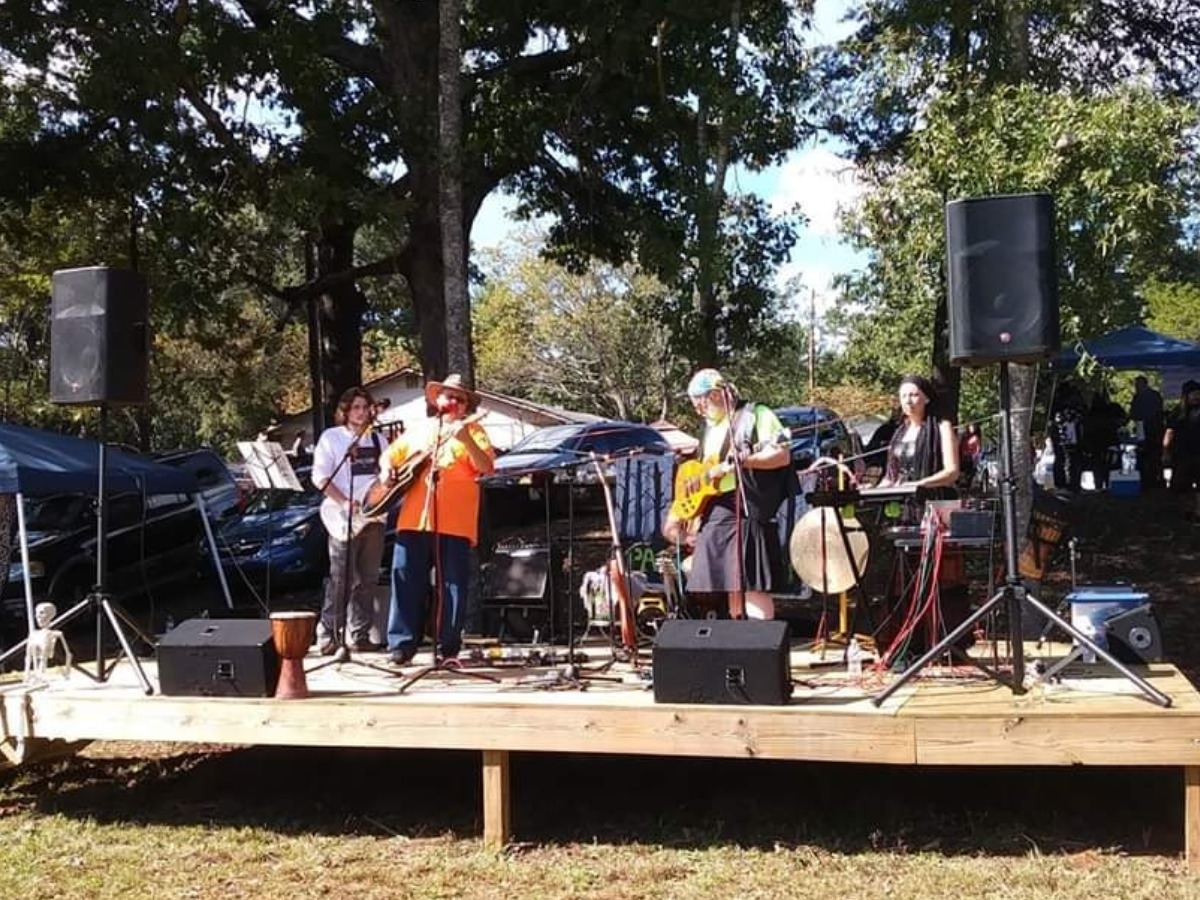 Charlton Bruce in concert